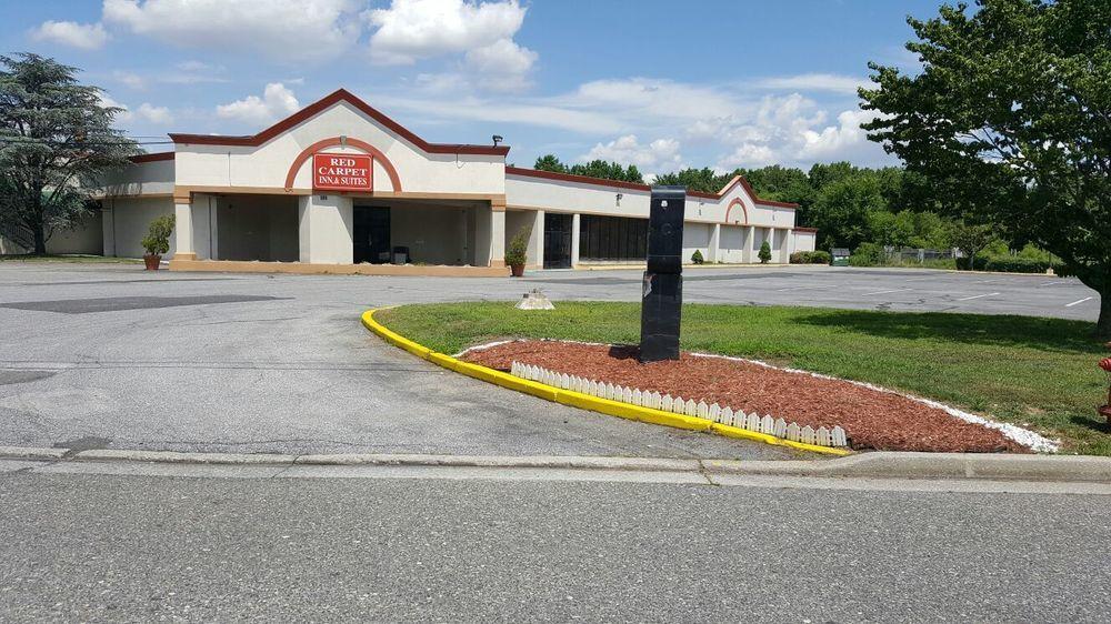 Red Carpet Inn & Suites Carneys Point/Wilmington Exterior photo